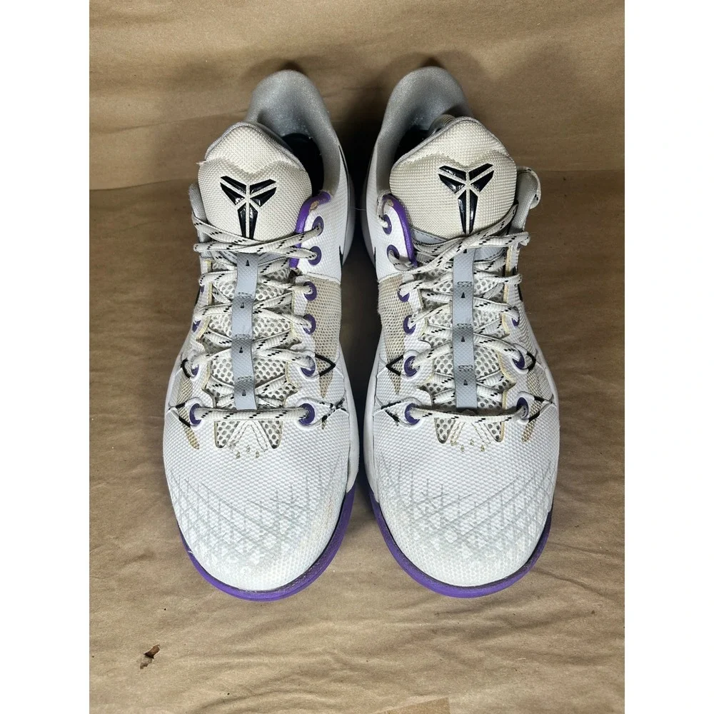 Nike Kobe Venomenon 4 Men 9.5 White Purple Black Basketball Shoes 635578-100